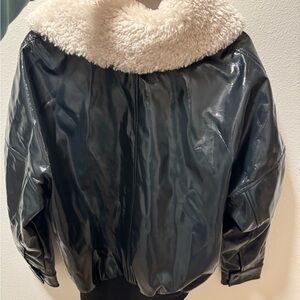 Chic Black Bomber Jacket with Cream Collar